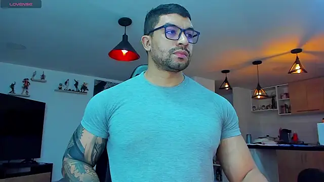 Michael Diamond online show from 02-10-25, 12:30