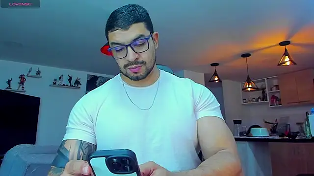 Michael Diamond online show from 02-19-25, 03:17