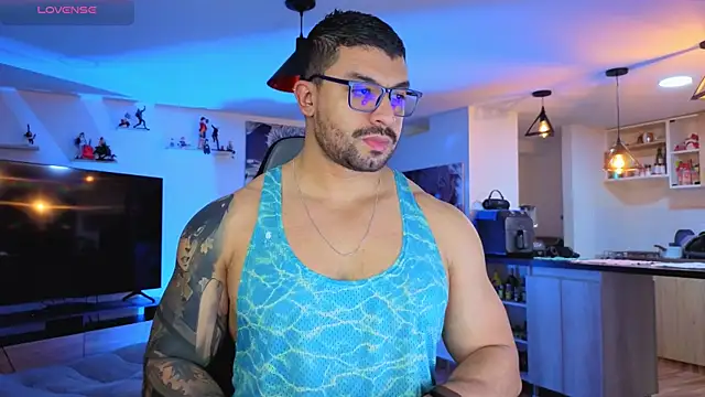 Michael Diamond online show from 10-13-25, 01:38