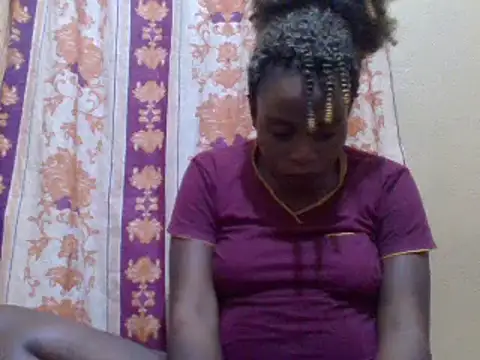 Snapshot of sweetbabra1 chatting on 02-06-25, 01:10 sweetbabra1 online show from 02-06-25, 01:10