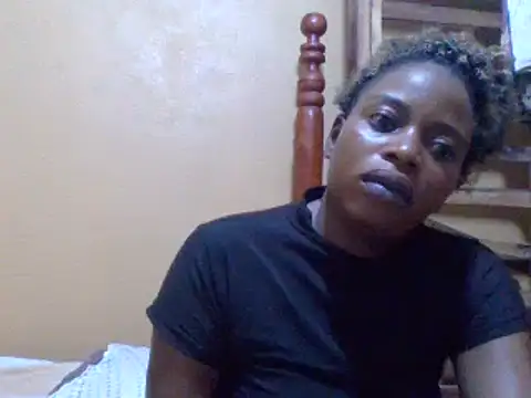 Snapshot of sweetbabra1 chatting on 02-17-25, 05:04 sweetbabra1 online show from 02-17-25, 05:04