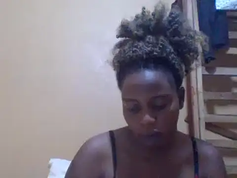 Snapshot of sweetbabra1 chatting on 03-04-25, 05:32 sweetbabra1 online show from 03-04-25, 05:32