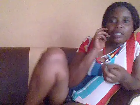 Snapshot of sweetbabra1 chatting on 10-13-25, 01:22 sweetbabra1 online show from 10-13-25, 01:22
