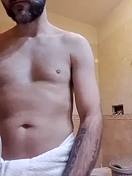 Snapshot of coppiasenzacensura chatting on 10-27-25, 08:51 coppiasenzacensura online show from 10-27-25, 08:51