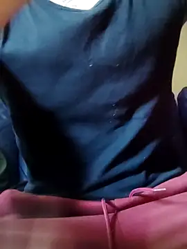 Snapshot of PIercingBoy38 chatting on 10-28-25, 11:36 PIercingBoy38 online show from 10-28-25, 11:36