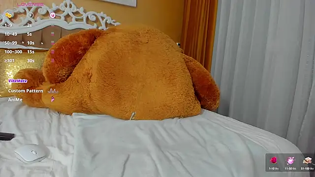 GoldenCaroline online show from 10-07-25, 12:24