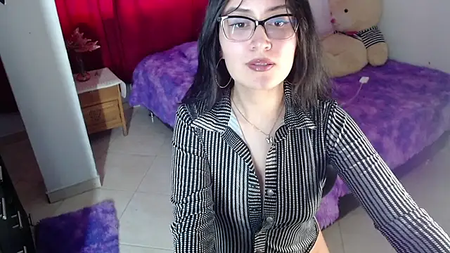 Snapshot of Kathi_04 chatting on 09-26-25, 08:57 Kathi 04 online show from 09-26-25, 08:57