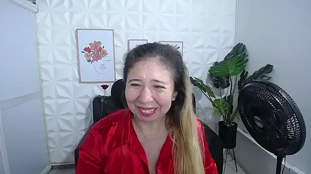 Valentinaa mature online show from 02-15-25, 12:04
