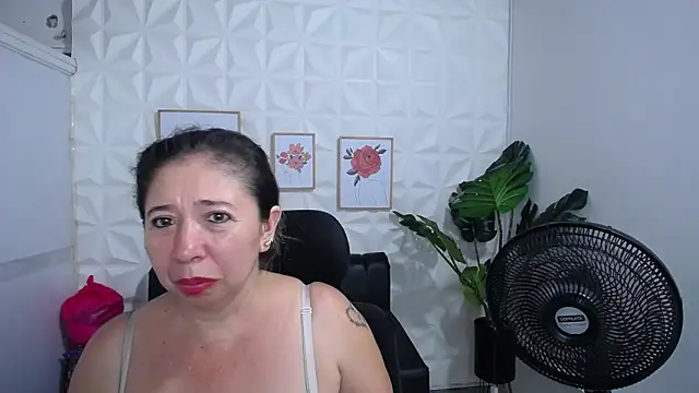 Valentinaa mature online show from 02-20-25, 09:20