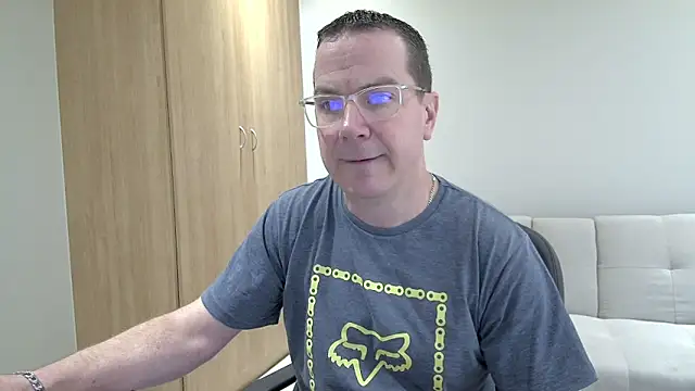 BrettJ81 online show from 09-27-25, 11:26