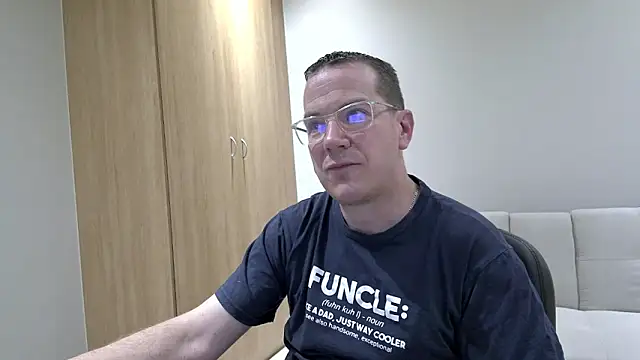 BrettJ81 online show from 10-14-25, 04:30