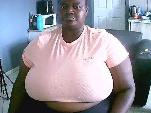 Snapshot of DarkBbw201 chatting on 02-12-25, 12:55 DarkBbw201 online show from 02-12-25, 12:55