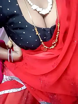 Snapshot of Tamil_Rathi chatting on 01-17-25, 03:12 Tamil Rathi online show from 01-17-25, 03:12