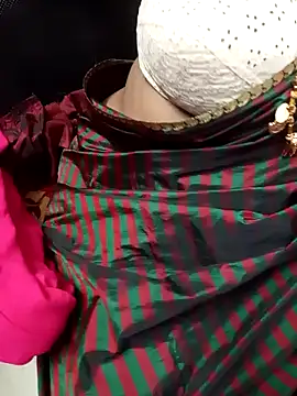 Snapshot of Tamil_Rathi chatting on 02-06-25, 08:02 Tamil Rathi online show from 02-06-25, 08:02