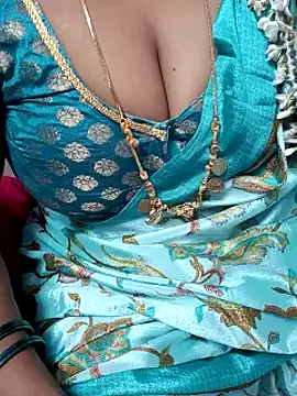 Snapshot of Tamil_Rathi chatting on 02-07-25, 03:52 Tamil Rathi online show from 02-07-25, 03:52