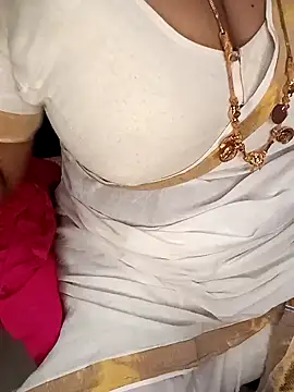 Snapshot of Tamil_Rathi chatting on 02-20-25, 11:09 Tamil Rathi online show from 02-20-25, 11:09