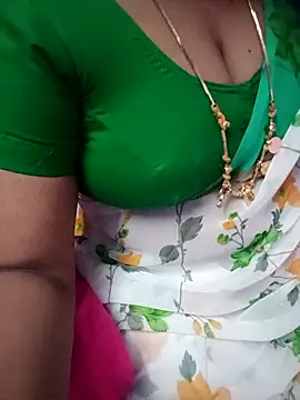 Snapshot of Tamil_Rathi chatting on 02-22-25, 01:44 Tamil Rathi online show from 02-22-25, 01:44