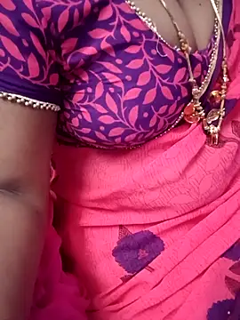 Snapshot of Tamil_Rathi chatting on 03-08-25, 09:06 Tamil Rathi online show from 03-08-25, 09:06