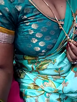 Snapshot of Tamil_Rathi chatting on 03-11-25, 01:16 Tamil Rathi online show from 03-11-25, 01:16