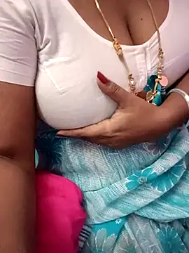 Snapshot of Tamil_Rathi chatting on 03-12-25, 07:46 Tamil Rathi online show from 03-12-25, 07:46