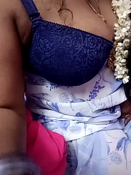 Snapshot of Tamil_Rathi chatting on 03-13-25, 02:38 Tamil Rathi online show from 03-13-25, 02:38