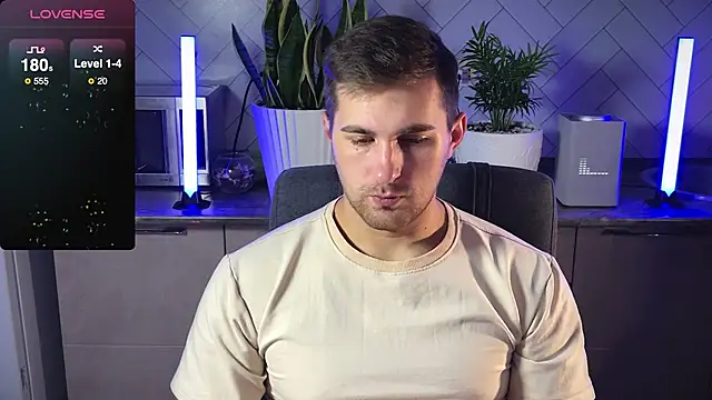 Sweeet  boy online show from 12-28-24, 08:37
