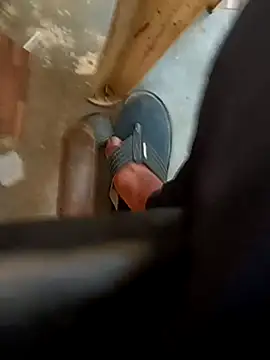 u wan me online show from 10-07-25, 04:31