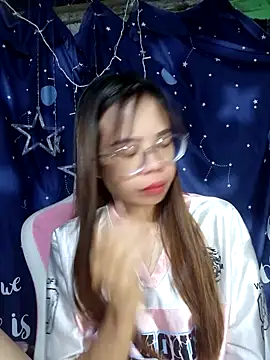 Snapshot of __Mai-love19__ chatting on 10-18-25, 11:27 Mai-love19 online show from 10-18-25, 11:27