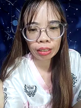 Snapshot of __Mai-love19__ chatting on 10-27-25, 01:04 Mai-love19 online show from 10-27-25, 01:04