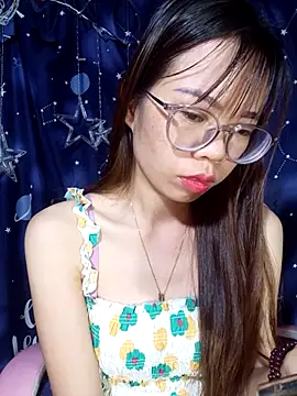 Snapshot of __Mai-love19__ chatting on 11-16-25, 10:04 Mai-love19 online show from 11-16-25, 10:04