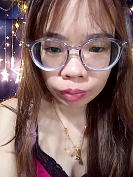 Snapshot of __Mai-love19__ chatting on 03-04-26, 12:27 Mai-love19 online show from 03-04-26, 12:27