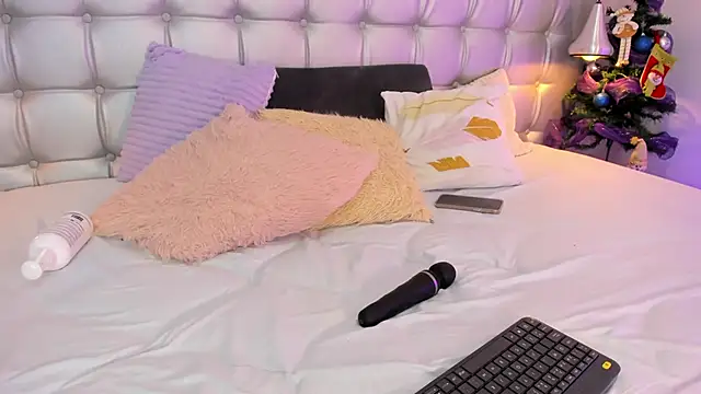 pervert lizza online show from 01-04-25, 02:56