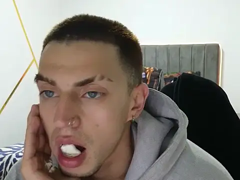 perlman gigolo2 online show from 12-05-25, 02:20