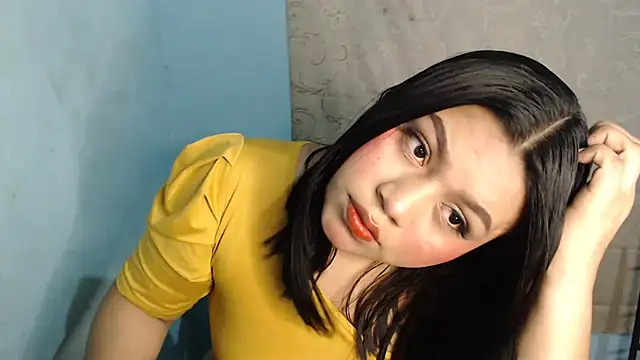 Snapshot of Candy_chloee chatting on 10-11-25, 07:40 Candy chloee online show from 10-11-25, 07:40