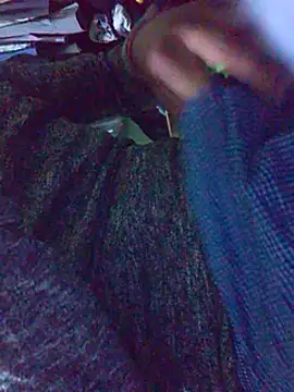 Snapshot of Elcogetuquieres chatting on 01-15-25, 10:06 Elcogetuquieres online show from 01-15-25, 10:06