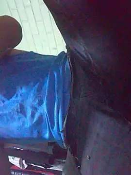 Snapshot of Elcogetuquieres chatting on 02-15-25, 07:16 Elcogetuquieres online show from 02-15-25, 07:16