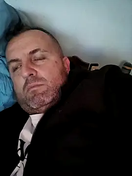 Snapshot of andres1925 chatting on 03-02-26, 01:18 andres1925 online show from 03-02-26, 01:18