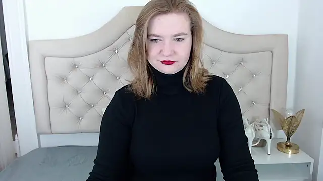 LaraDream online show from 01-02-25, 02:24