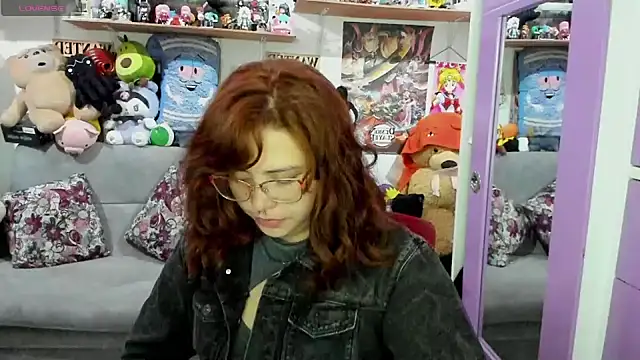 soficammy online show from 01-28-25, 01:39