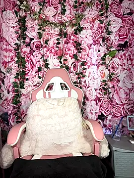 mismialove online show from 10-19-25, 08:31