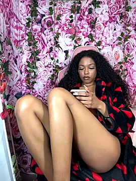 mismialove online show from 11-18-25, 07:35