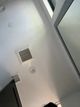 mismialove online show from 02-25-26, 10:08