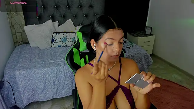 Snapshot of susan_smith18 chatting on 09-20-25, 01:01 susan smith18 online show from 09-20-25, 01:01