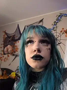 Silvia Santorskii online show from 10-30-25, 07:21