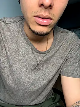 bigryann23 online show from 11-04-25, 10:09