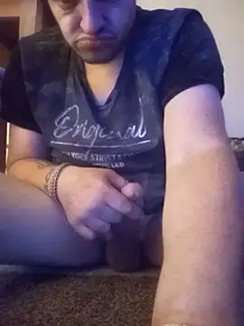 Snapshot of Affenarsch81 chatting on 12-14-24, 11:50 Affenarsch81 online show from 12-14-24, 11:50